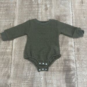 Tiny & Tots Romper Crew Neck Waffle-Knit Texture Long Sleeves Green 3-6 Months